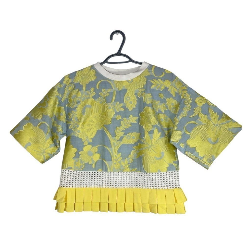 Capucci Made in Italy Embroidered Floral Top with Fringe Hem size S